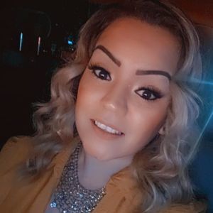 Meet your Posher, Candy